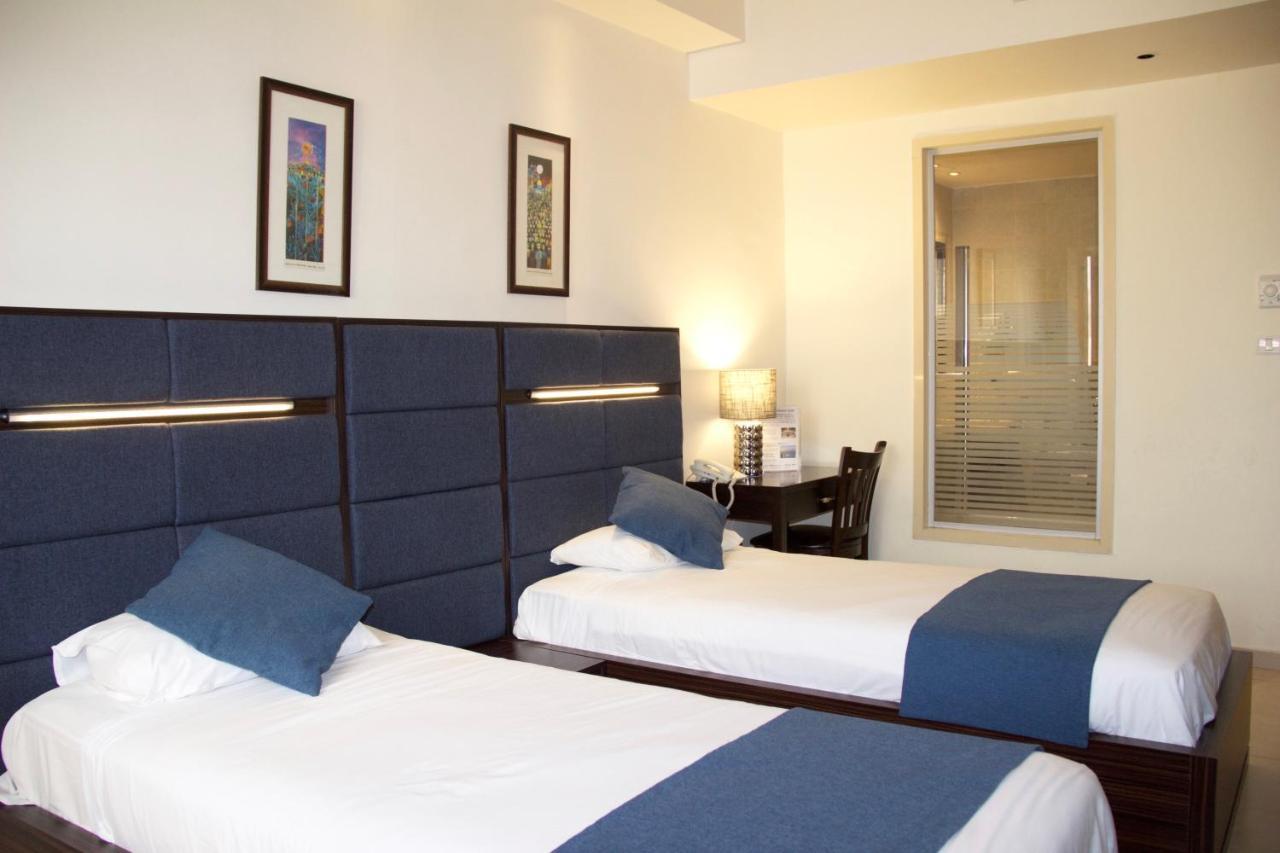 Quarto Standard com 2 Camas de Solteiro