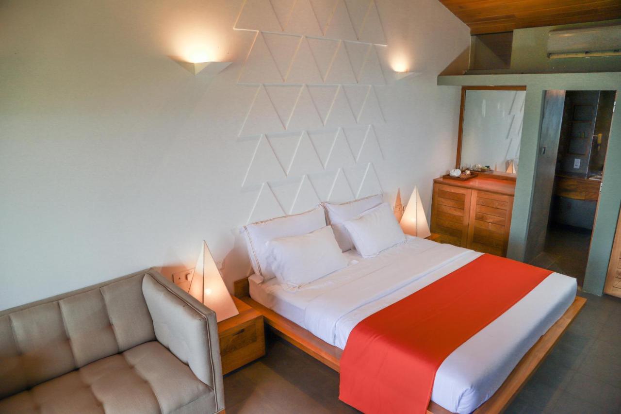 Deluxe Double or Twin Room with Lake View,1697890125:JPEG
