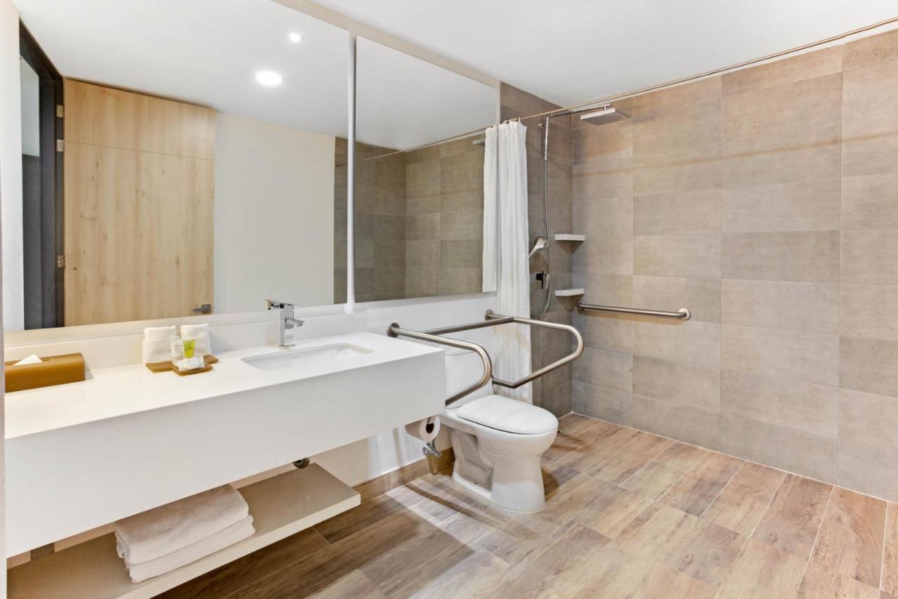 King Room - Mobility Access,1543734673:JPEG