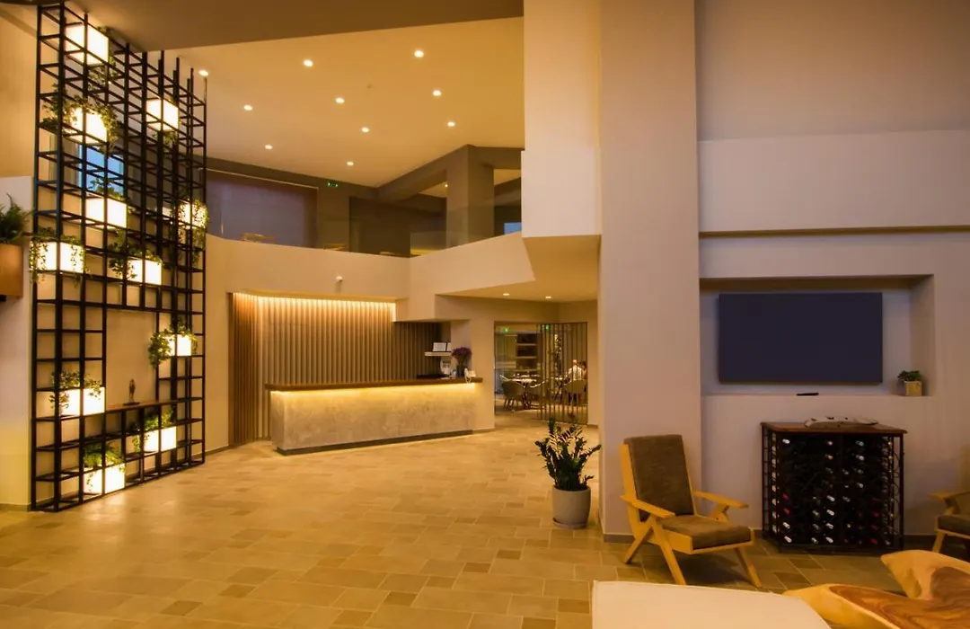 Parasol Luxury Hotel & Suites Adults Only-1