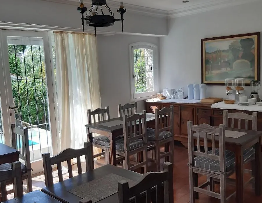 Casa Garay 602-1