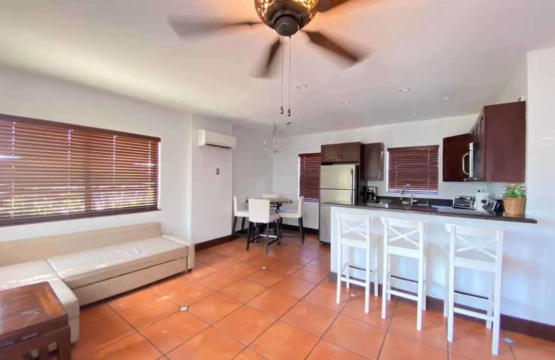 Makani Beach House 333-1