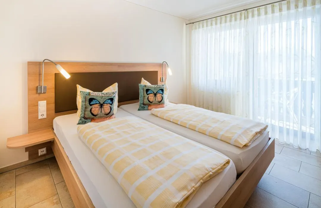 Hotel Goldener Loewe-1