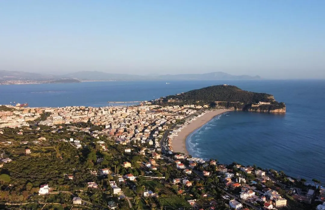 Brezza di mare Gaeta b&b-1
