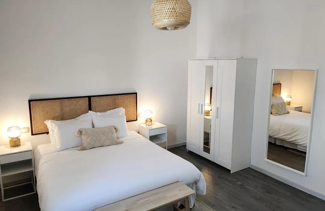 Hibiscus Comfort Stay-1