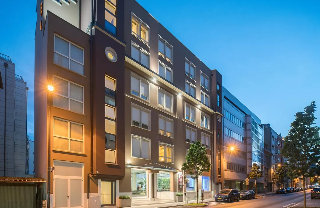 Best Western Plus Grand Hotel Victor Hugo-1