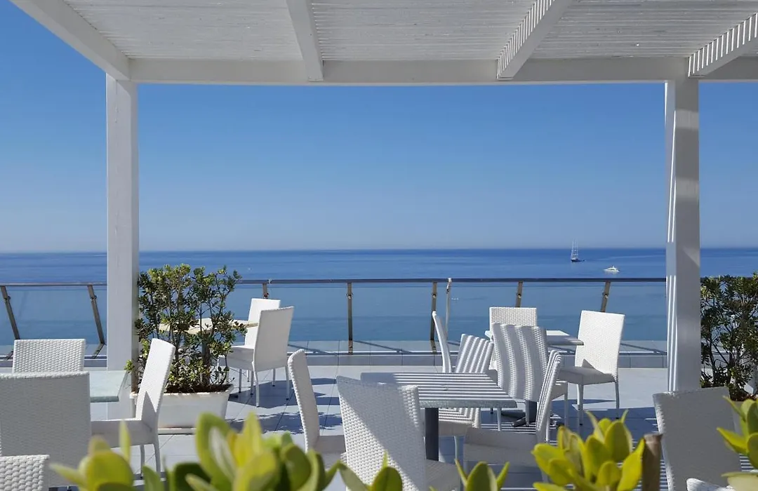 Hotel Admeto-1