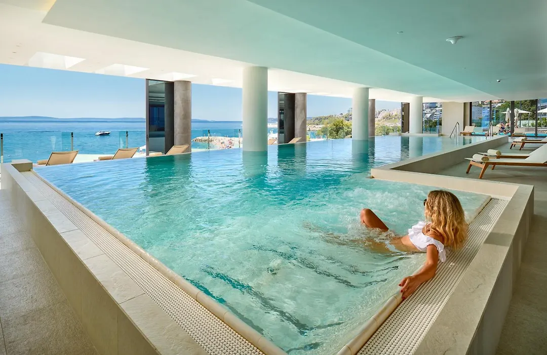 Amphora Hotel-1