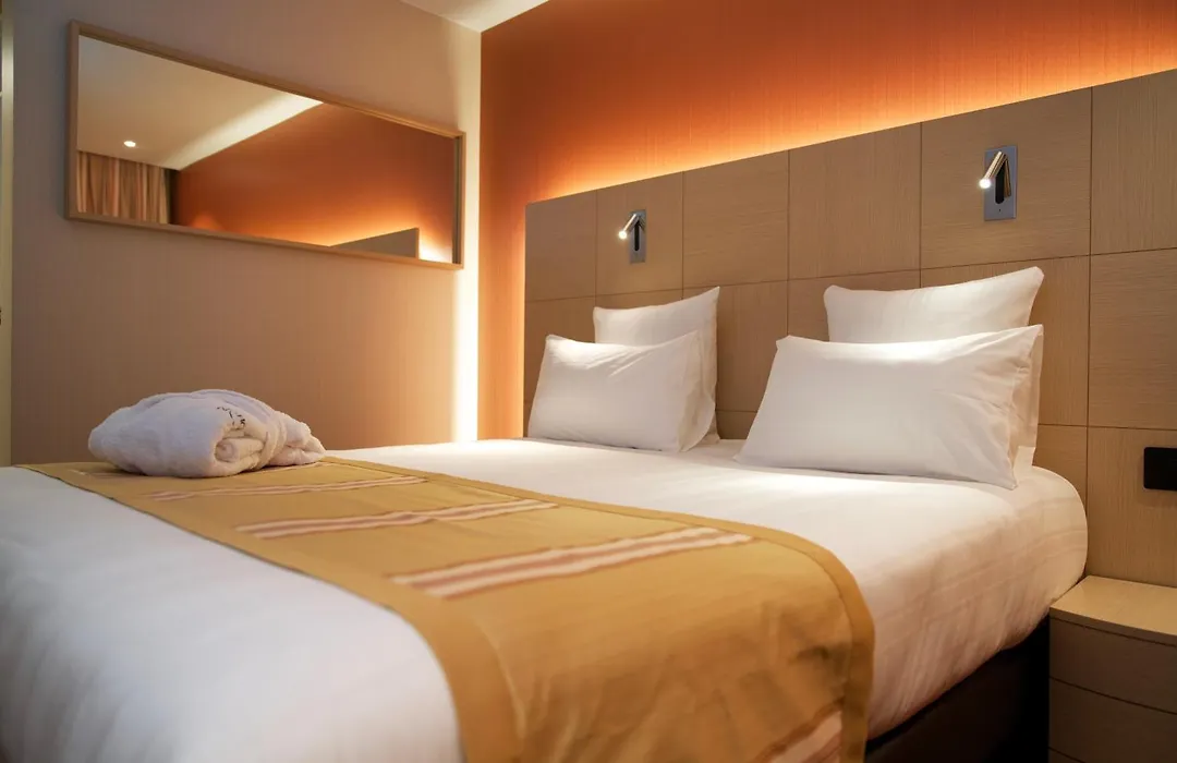 Nash Airport Hotel-1