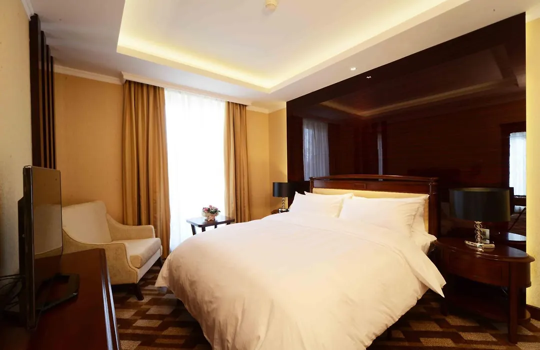 Lotte City Hotels Tashkent Palace-1