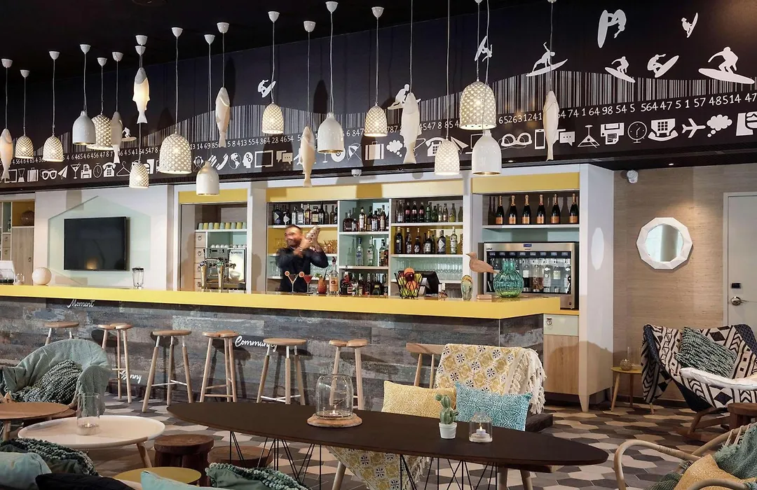Hampton By Hilton Paris Clichy-1