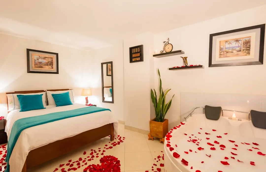 Hotel Puerto Bahia-1