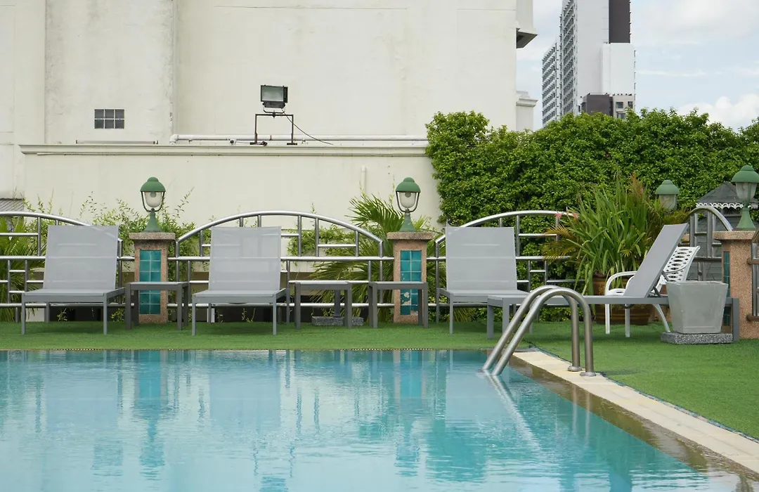 Royal Suite Hotel Bangkok-1