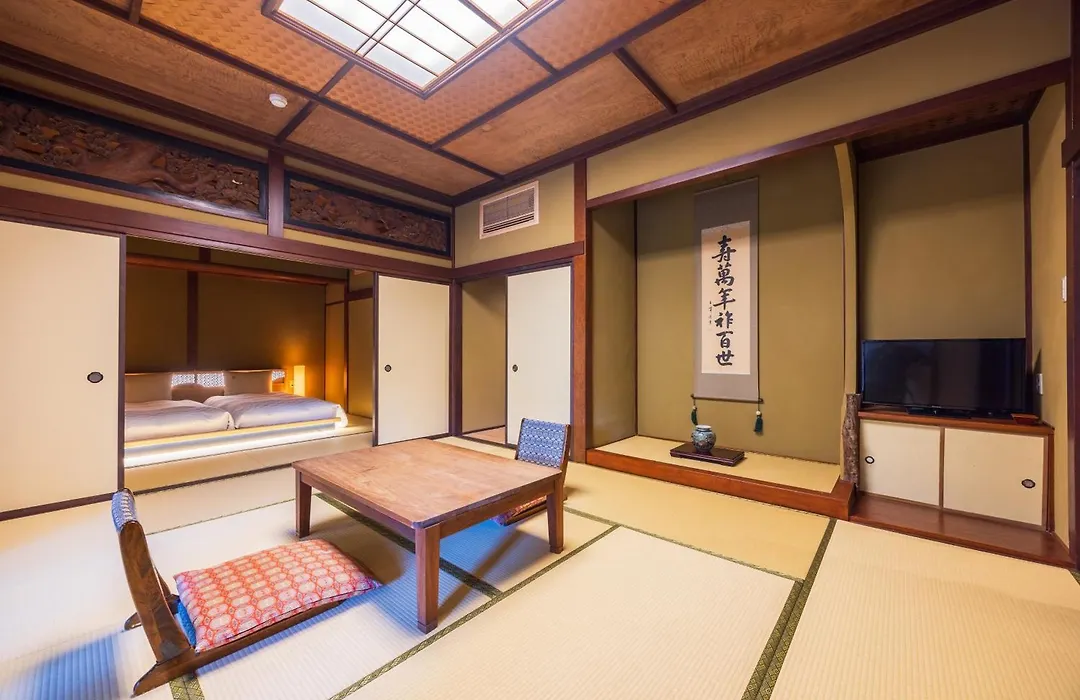 Matsuzakaya Honten-1