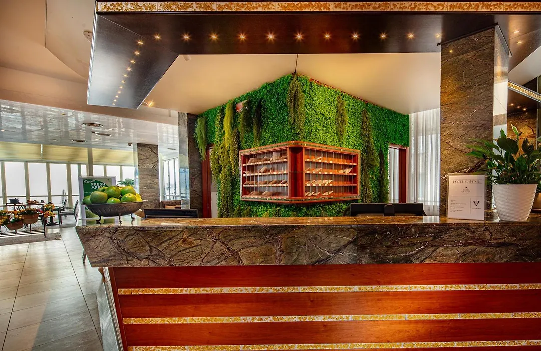 Hotel Capitol-1
