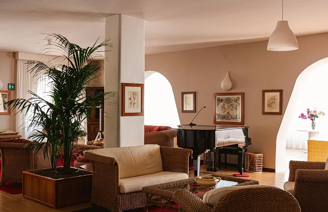 Hotel Degli Aranci-1