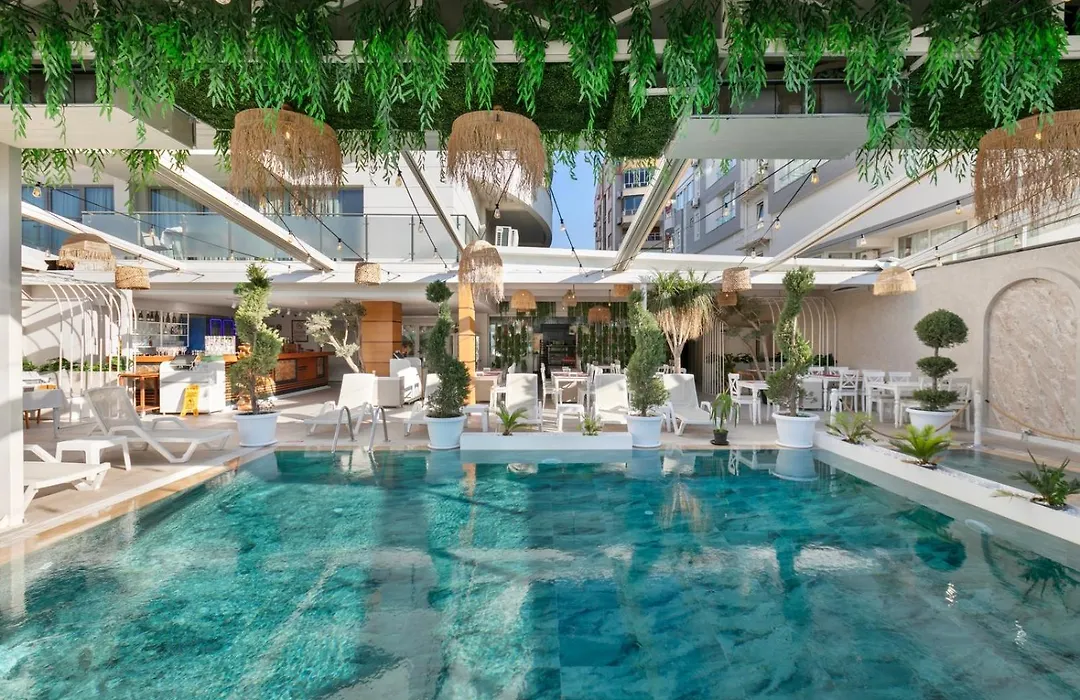 Reo Hotel-1
