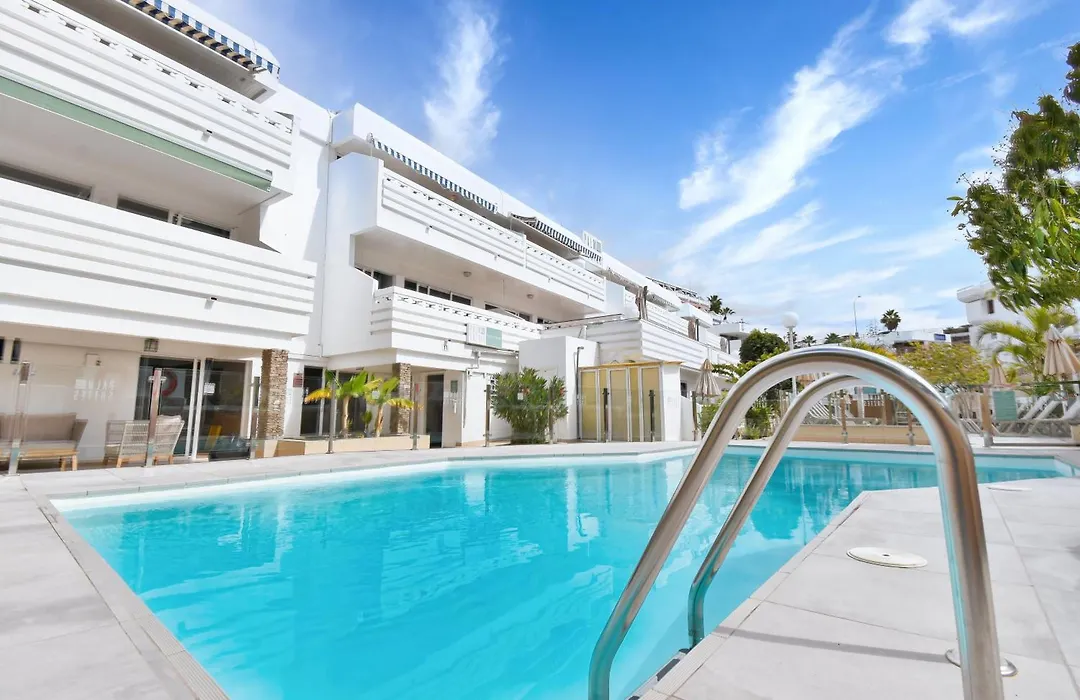Palm Suites By Chaturhotels-1