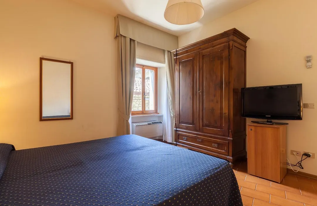 Hotel Titano-1