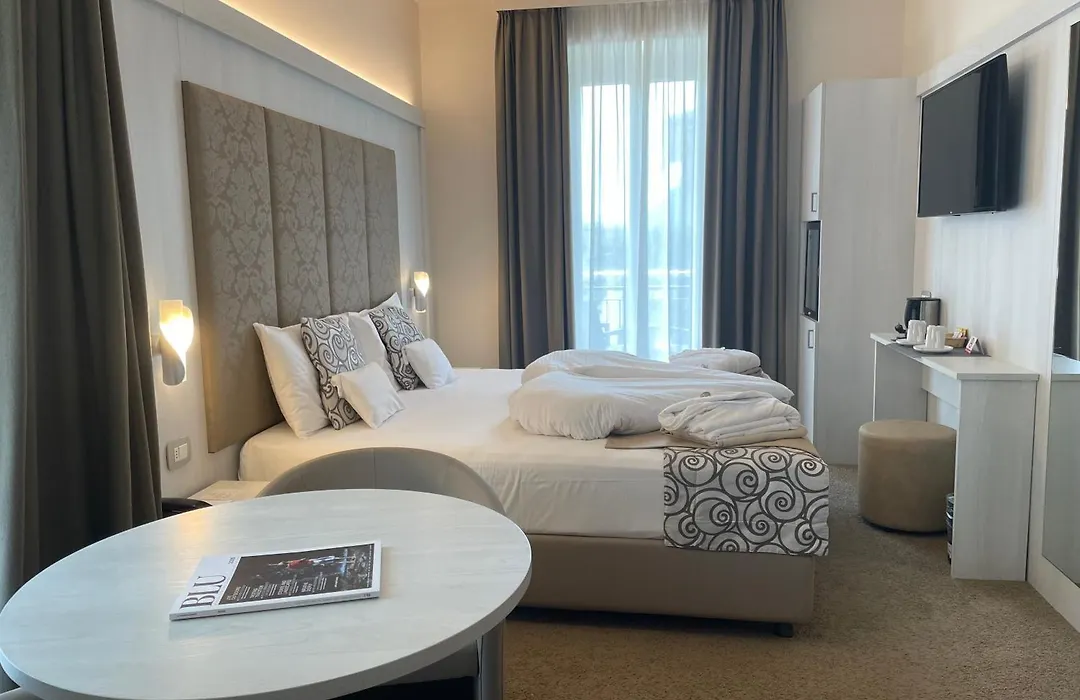 Villa Nicolli Romantic Resort - Adults Only-1