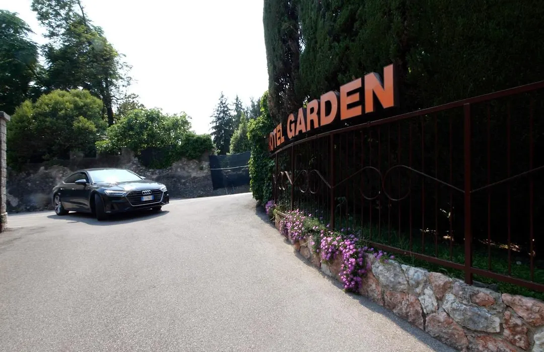 Hotel Garden-1