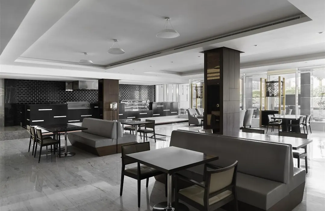 Radisson Blu Hotel And Convention Center, Riyadh Minhal-1