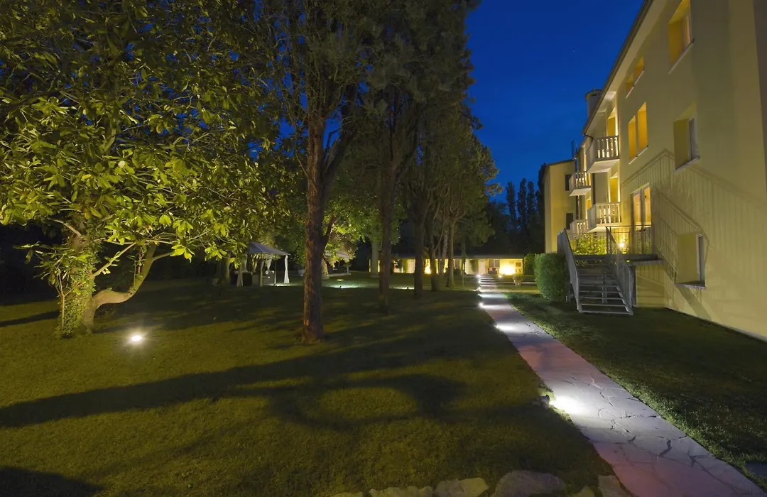 Viktoria Palace Hotel-1