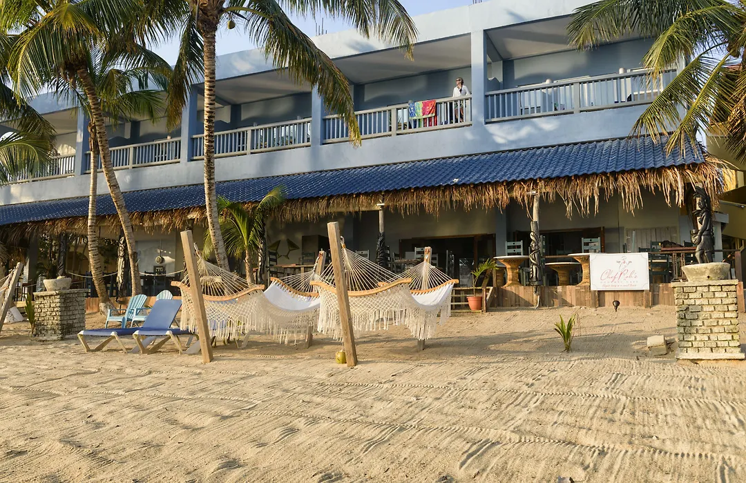 Parrot Cove Lodge-1