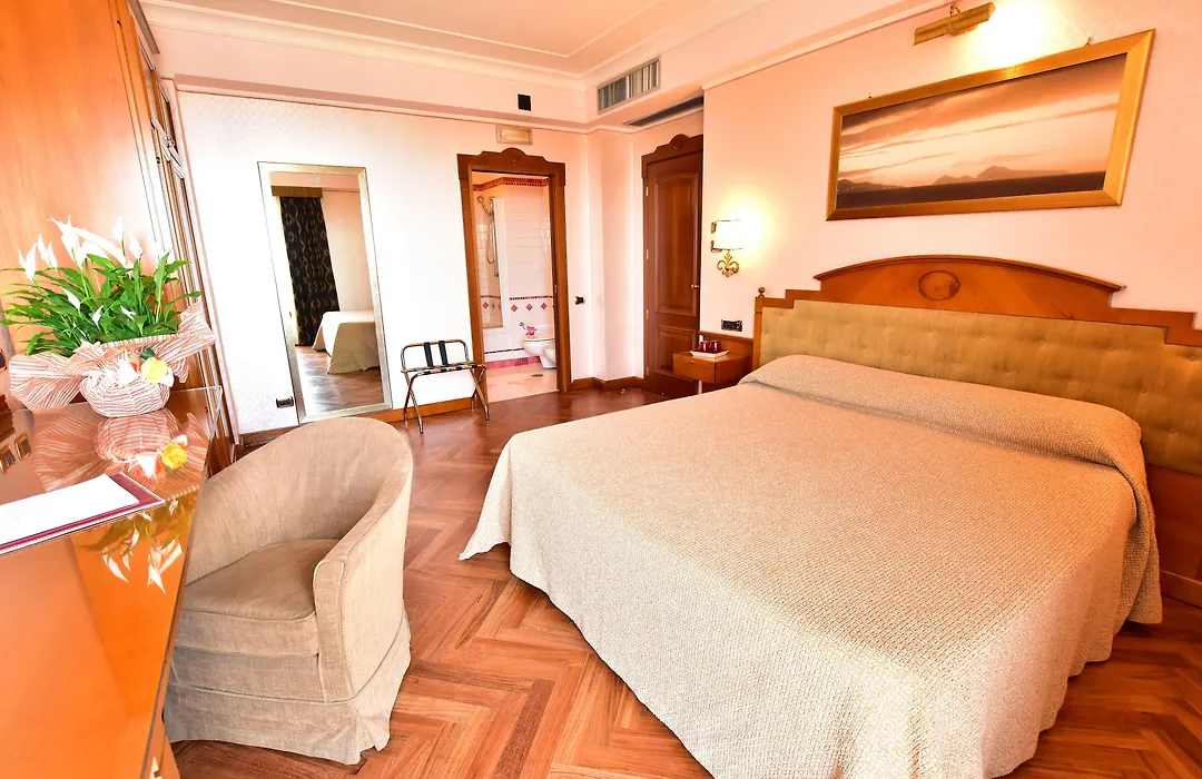 Palazzo Rosenthal Vesuview Hotel&Resort-1