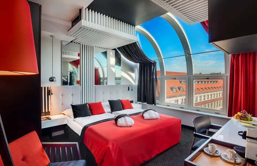 Hotel Clement-1
