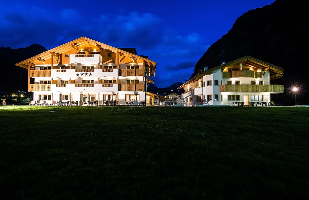 Golden Park Resort-1