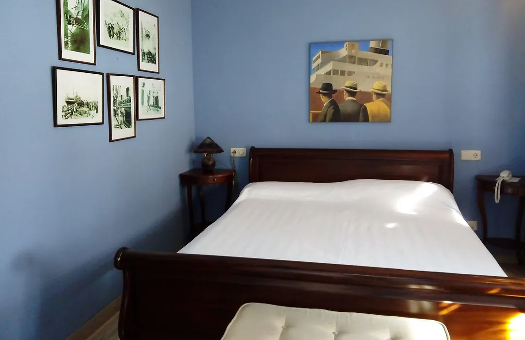 Hotel Utopia-1