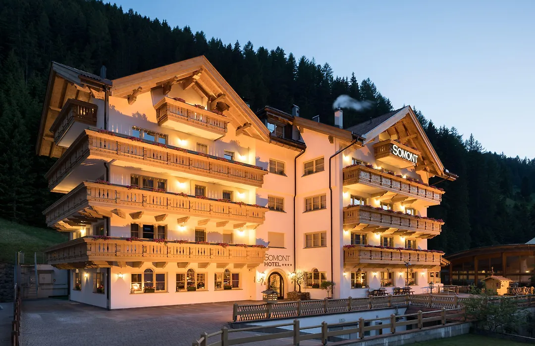 Hotel Somont-1