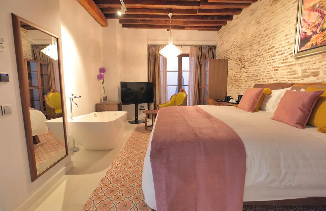 Anahita Boutique Hotel-1