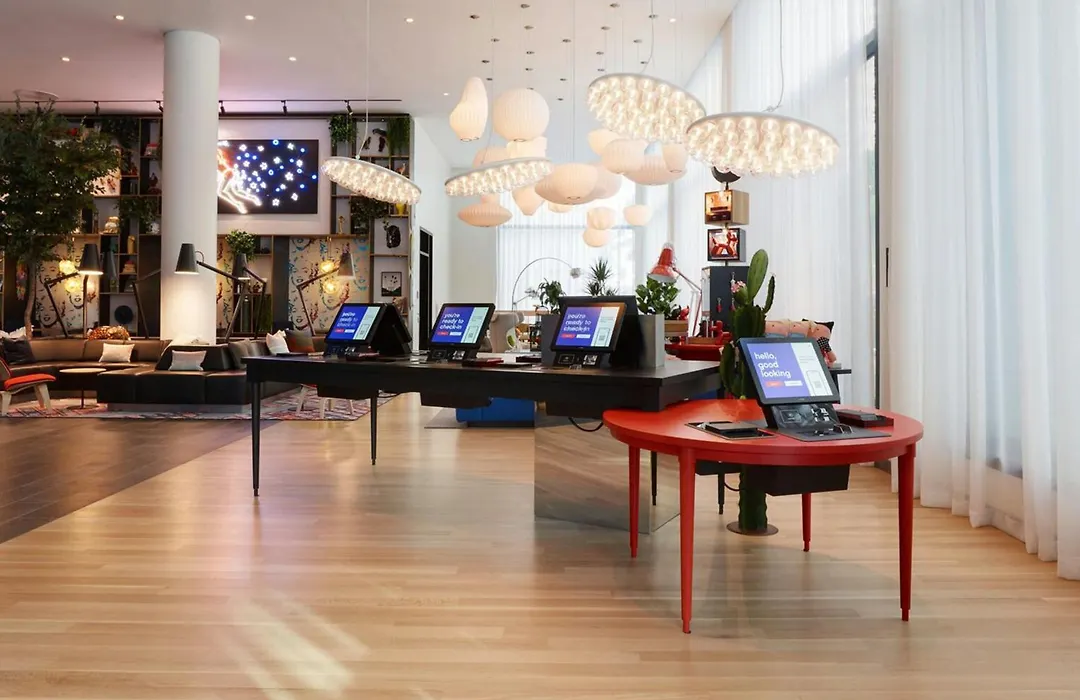 citizenM Los Angeles Downtown-1