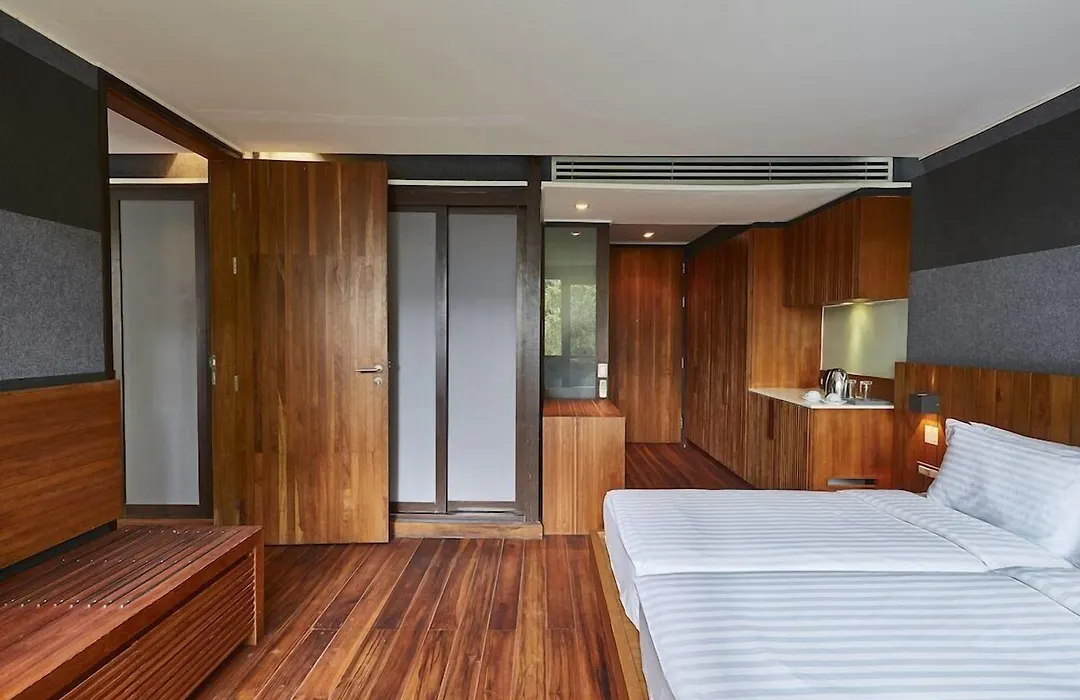 Luxx Langsuan Hotel - Sha Plus-1