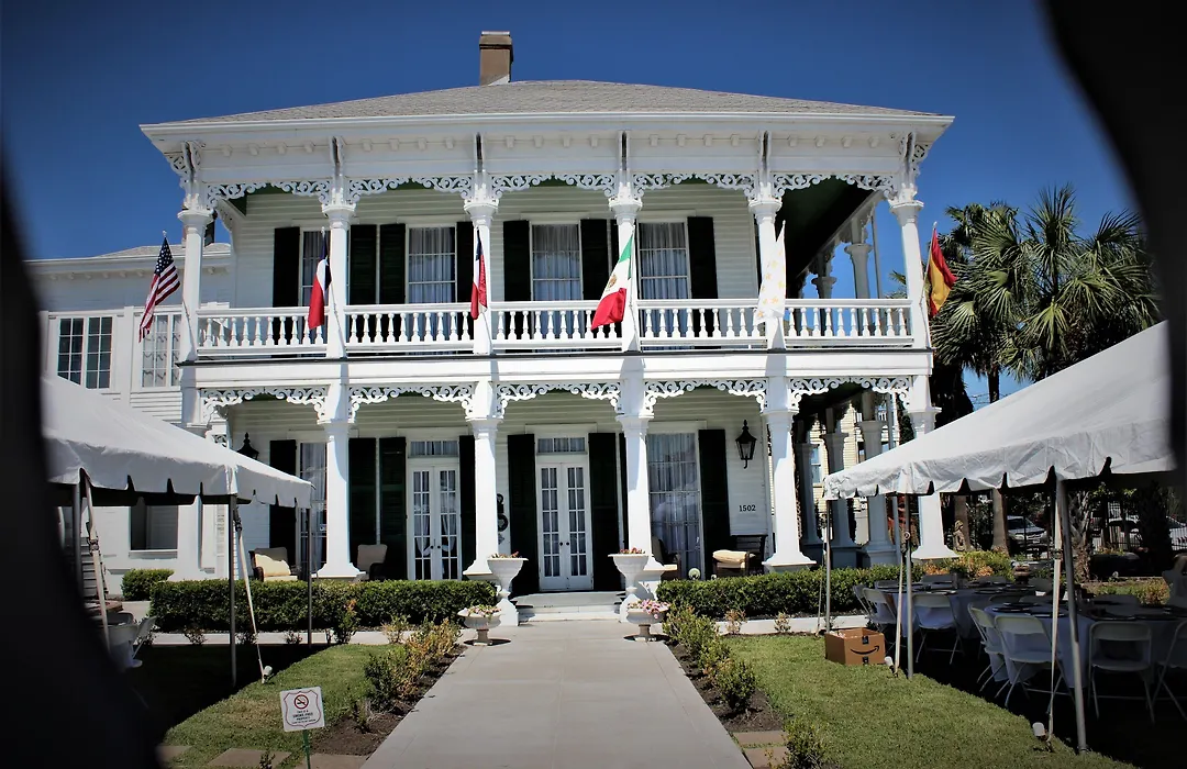 The George Manor-1