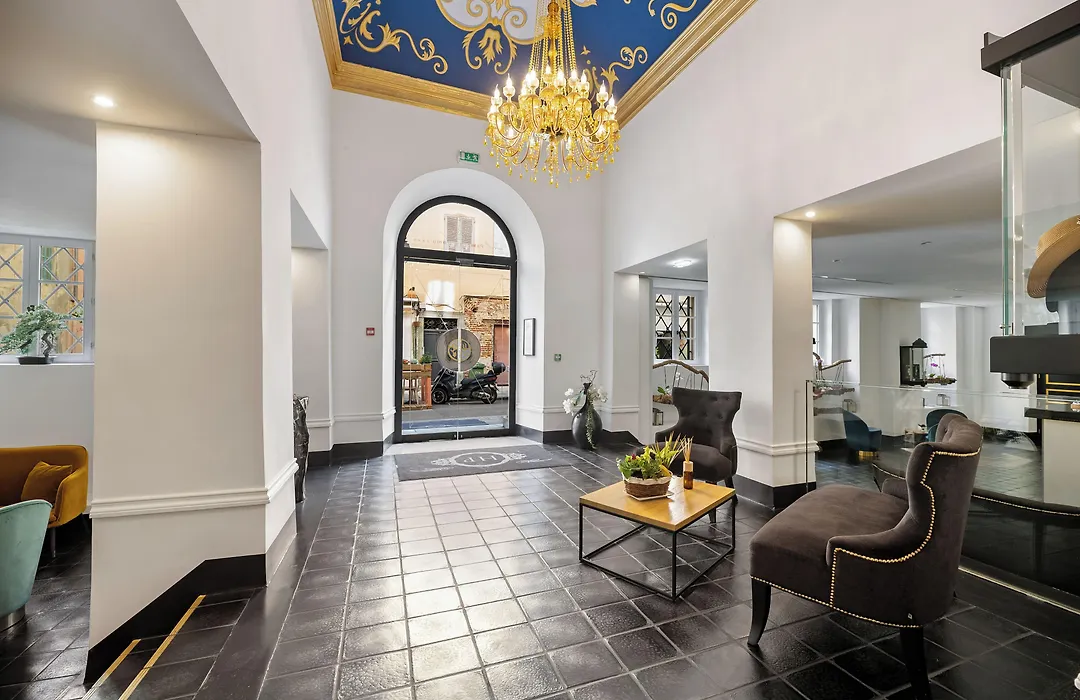 Hotel POZZO DI BORGO-1