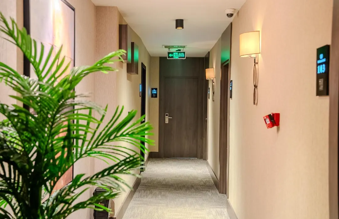Best Garden Hotel-1
