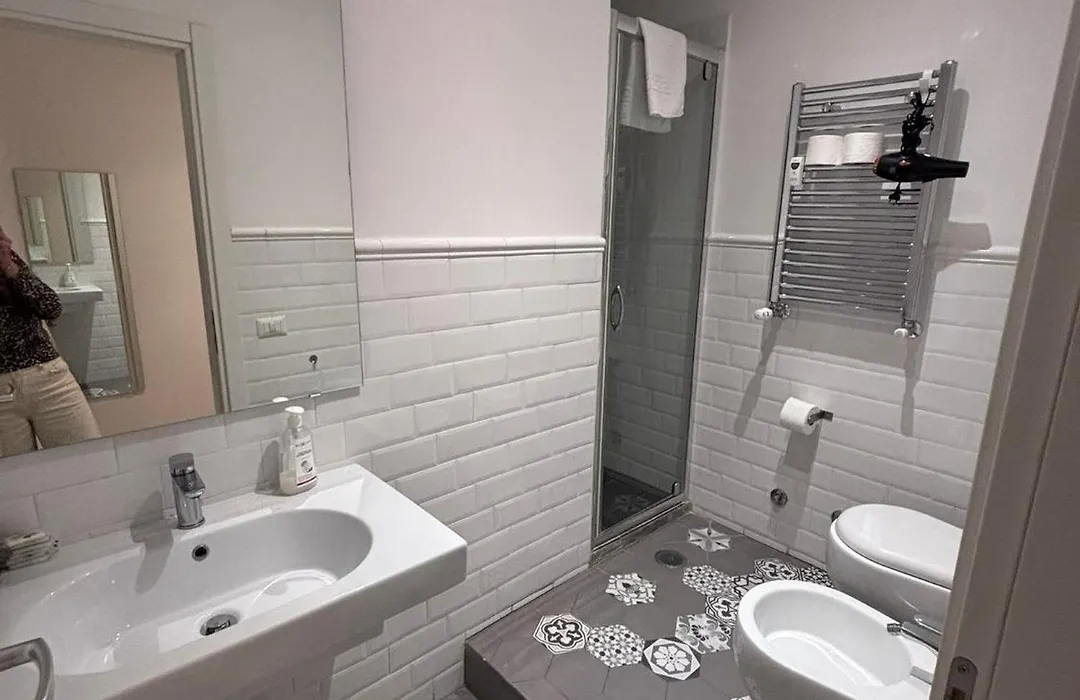 Spazio Cavour Guesthouse-1