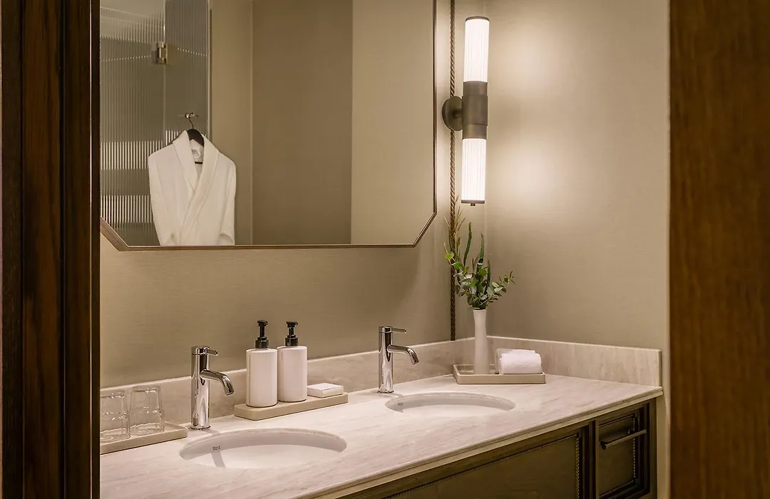 Hotel Condes De Barcelona-1
