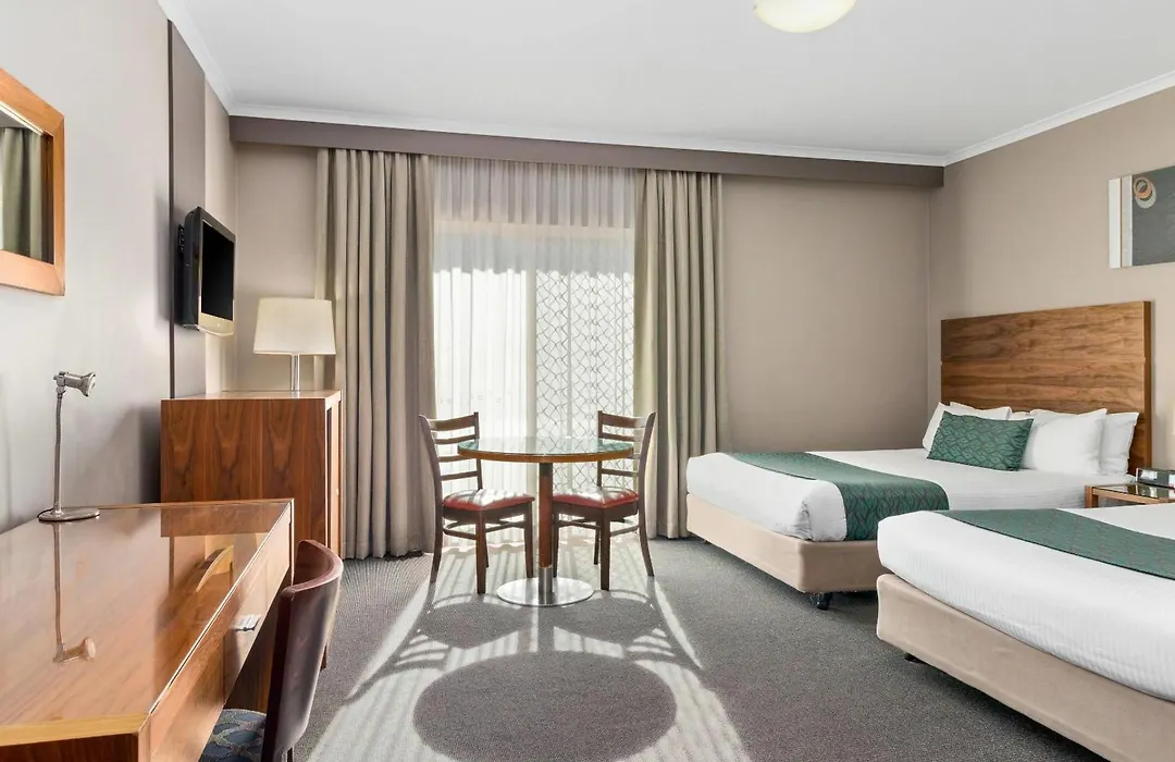 Quality Hotel Dickson-1