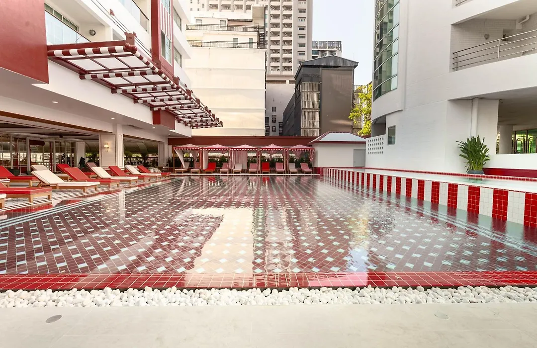 The Cruise Hotel-1