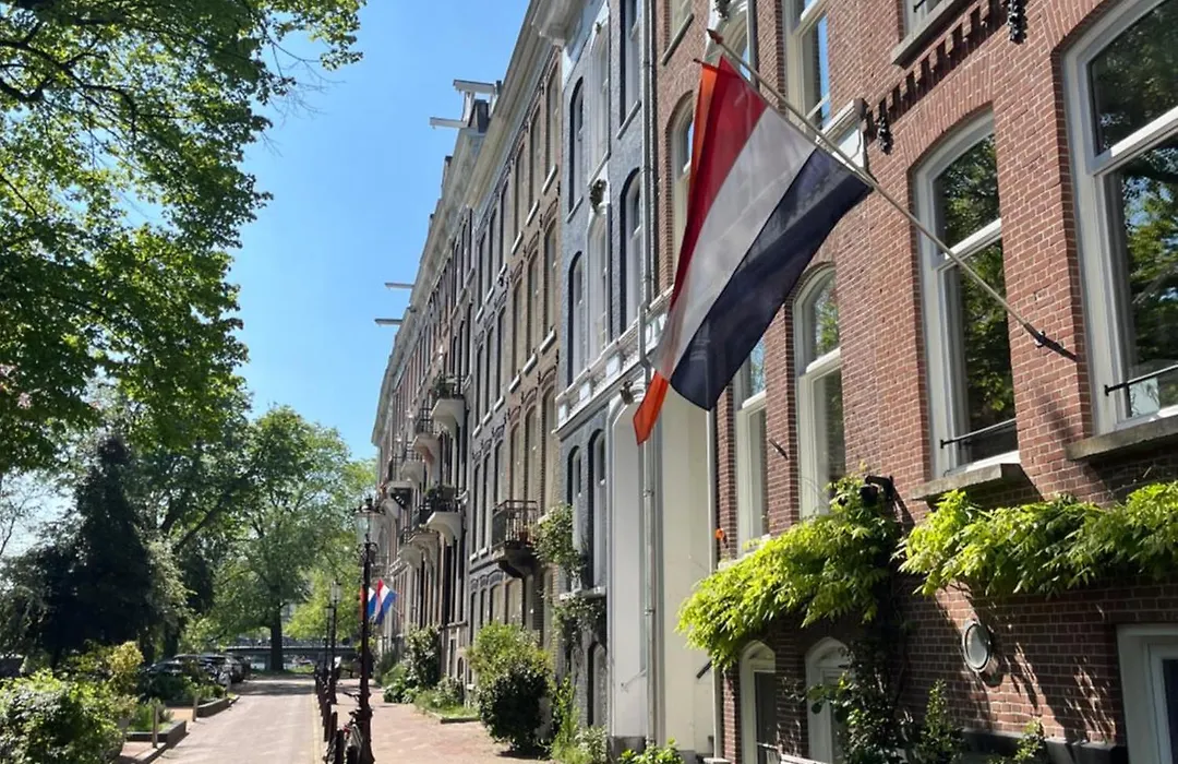 Spinoza Suites-1