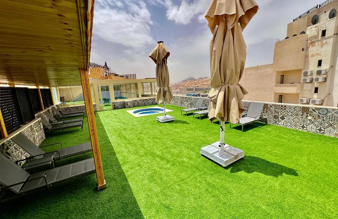 Petra Moon Hotel-1