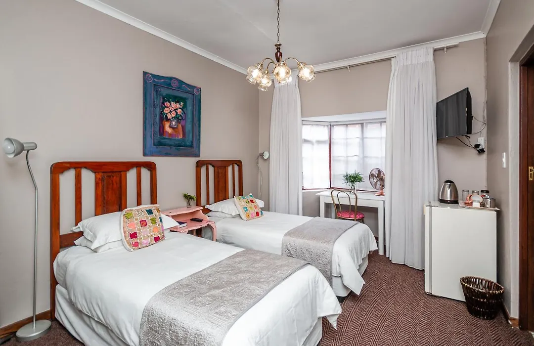 5Th Avenue Gooseberry Guest House-1