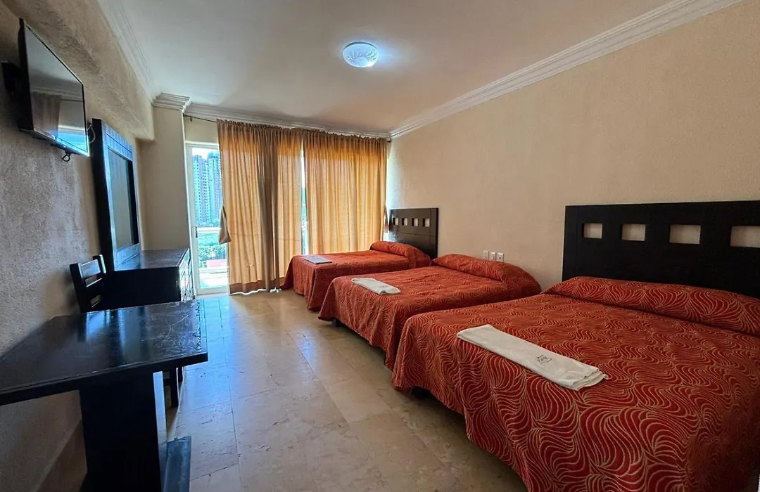Hotel RRU Diamante-1