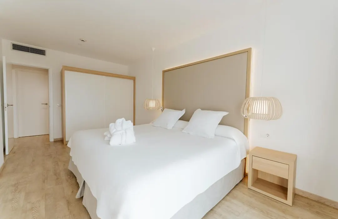 R2 Buganvilla Hotel & Spa-1