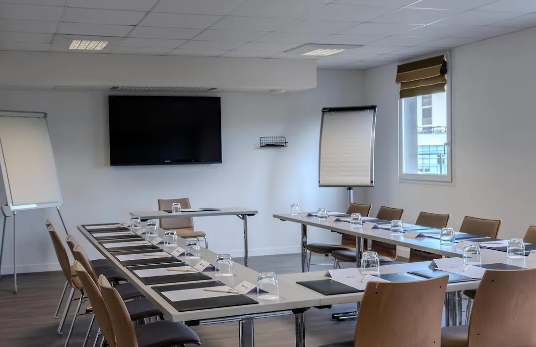 Best Western Plus Paris Velizy-1