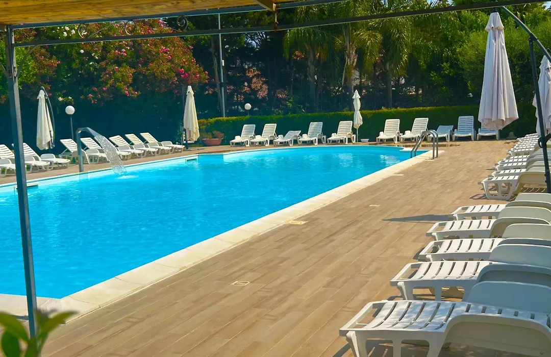 Hotel Park Village-1